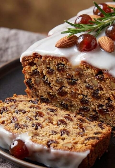 Mary Berry’s Traditional Christmas Cake Recipe